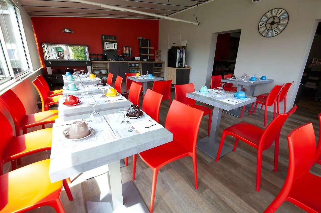 Hotel Lune Etoile Clermont-Ferrand 2*,  France